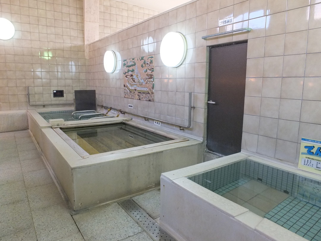 八幡湯（はちまんゆ）の施設の様子