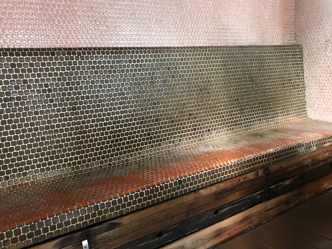 弘法湯（休業中）の施設の様子